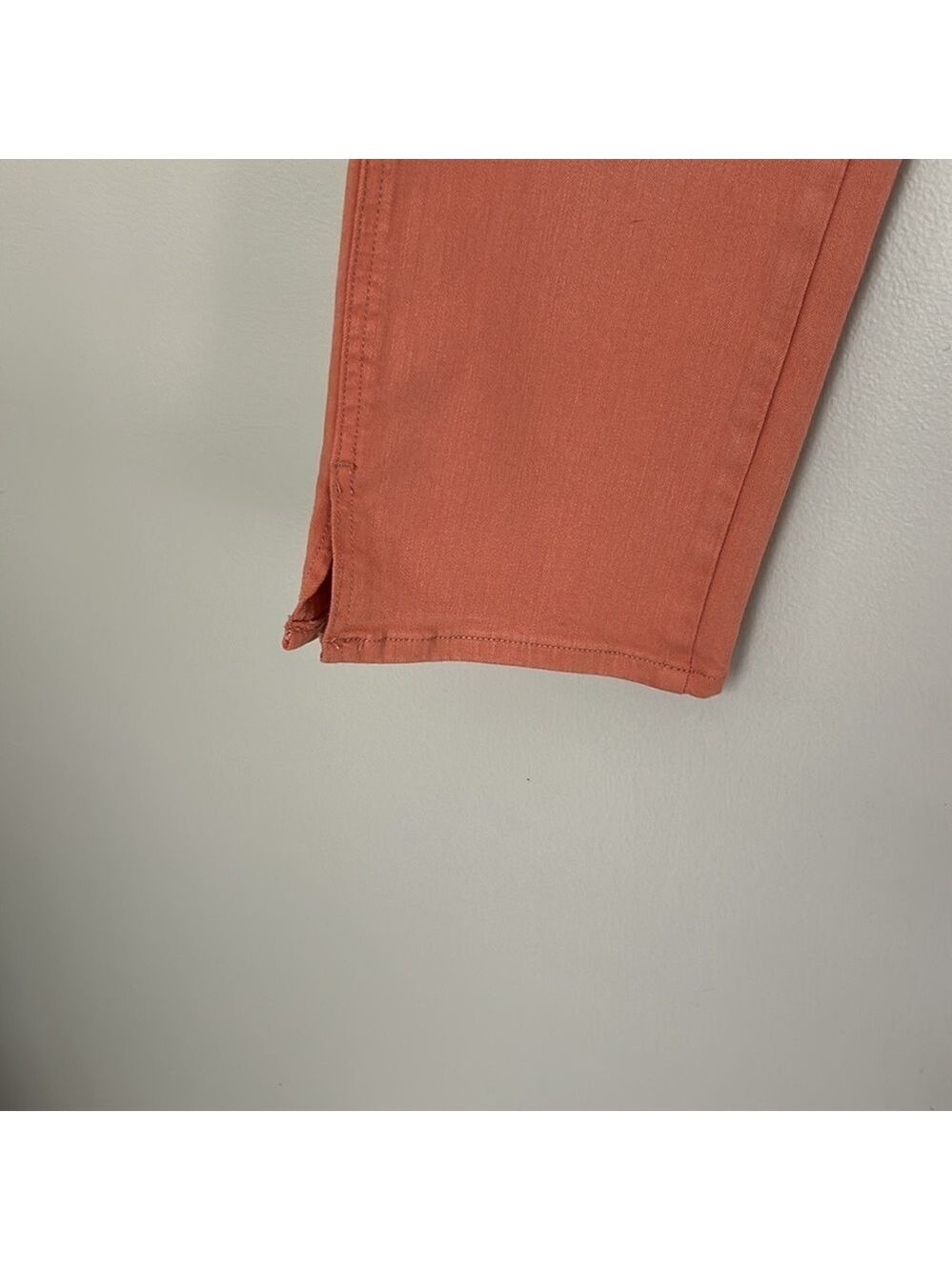 NWT NYDJ Chloe Capri Pants - Picture 8 of 10